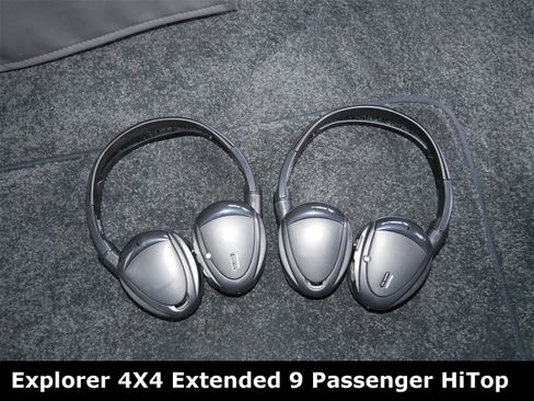 New 2025 GMC Savana 2500 Extended w/ Driver Convenience Package image 26