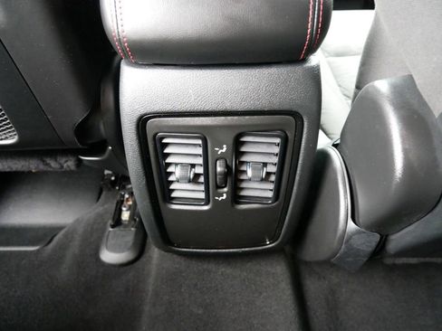 Used 2025 Dodge Durango GT w/ Blacktop Package image 15