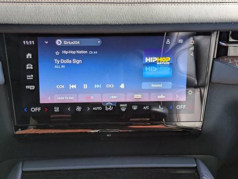 New 2025 Lincoln Navigator Black Label AWD/4WD image 18