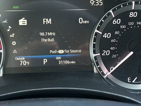 Used 2025 Toyota Highlander LE FWD image 26