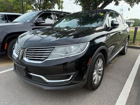 Used 2018 Lincoln MKX Reserve w/ Driver Assistance Package FWD image 4