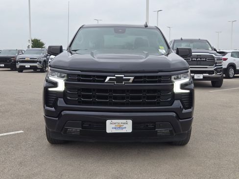 Used 2023 Chevrolet Silverado 1500 RST AWD/4WD image 8