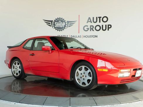 Used 1989 Porsche 944 Turbo image 7