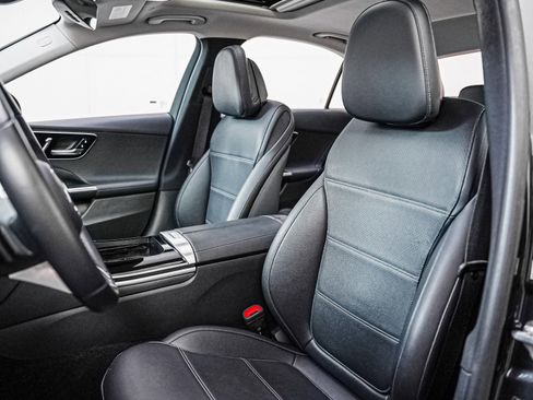 Certified 2023 Mercedes-Benz C 300 Sedan image 12