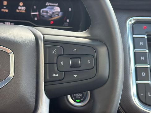 Used 2024 GMC Yukon SLT w/ SLT Premium Package RWD image 32