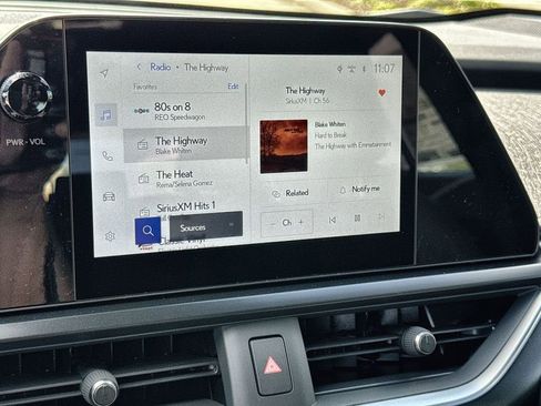 New 2026 Lexus UX 300h FWD image 23