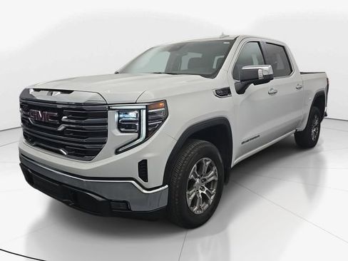 Used 2025 GMC Sierra 1500 SLT RWD image 6
