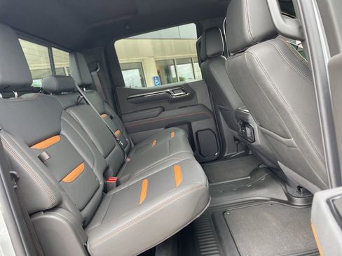 Used 2026 GMC Sierra 1500 AT4 w/ AT4 Premium Package AWD/4WD image 27