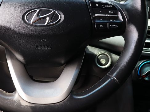 Used 2021 Hyundai Kona SEL FWD image 52