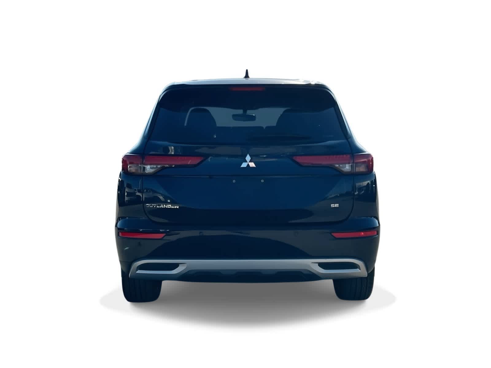 Used 2023 Mitsubishi Outlander SE AWD/4WD image 7