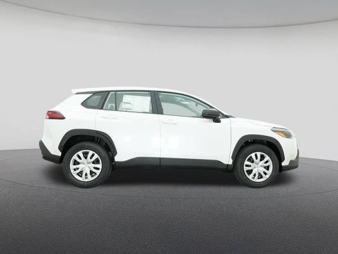 New 2026 Toyota Corolla Cross L image 27