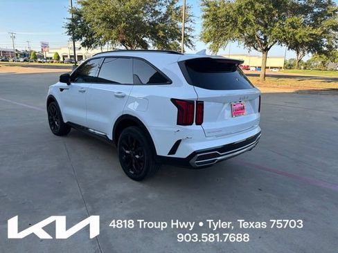 Used 2023 Kia Sorento SX AWD/4WD image 9