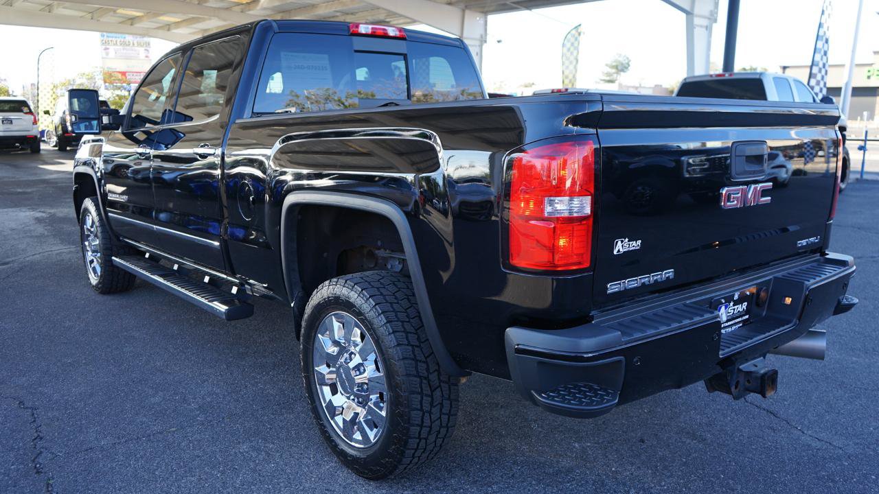 Used 2019 GMC Sierra 2500 Denali w/ Duramax Plus Package AWD/4WD image 5