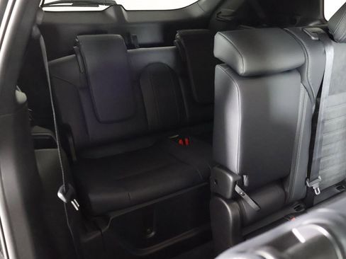 New 2026 Mitsubishi Outlander SE image 38