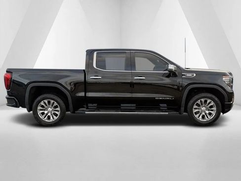 Used 2022 GMC Sierra 1500 Denali image 8