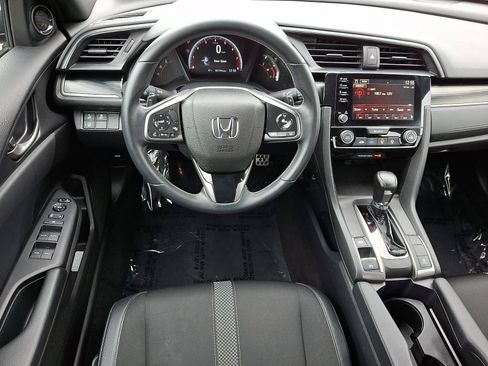 Used 2021 Honda Civic Sport image 11