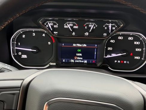 Used 2023 GMC Sierra 2500 AT4 image 23