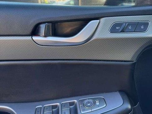 Used 2024 Hyundai Palisade SEL w/ Premium Package image 21