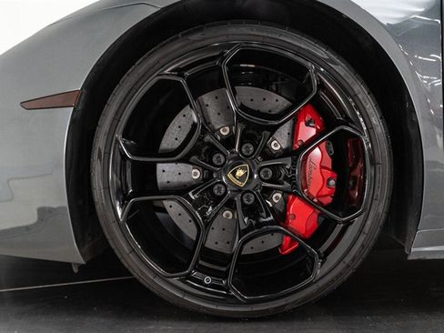Used 2016 Lamborghini Huracan LP 580-2 RWD image 97