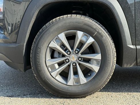 New 2026 Chevrolet Equinox LT AWD/4WD image 11