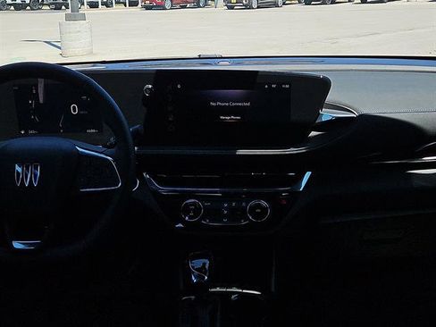 Certified 2025 Buick Envista Sport Touring w/ Convenience I Package FWD image 10