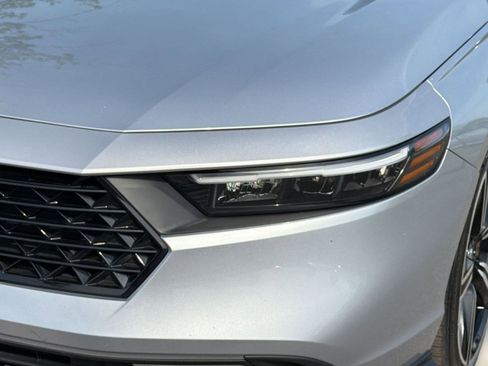 Used 2024 Honda Accord Sport image 11