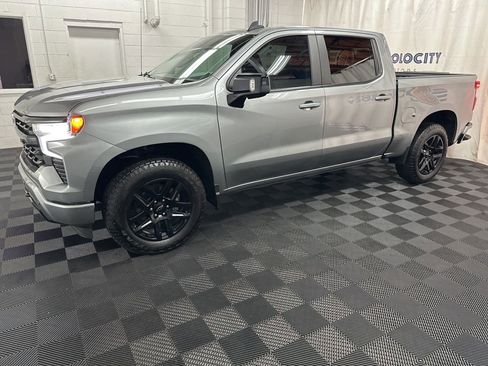 Used 2025 Chevrolet Silverado 1500 RST w/ Convenience Package II AWD/4WD image 5