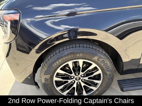 Used 2025 Ford Expedition Max Platinum AWD/4WD image 22