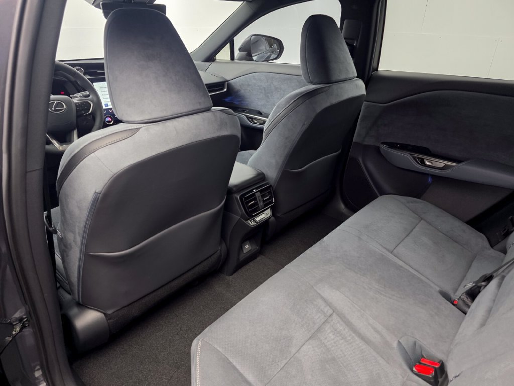 Used 2026 Lexus RZ 450e AWD w/ Accessory Package (Z2) image 15