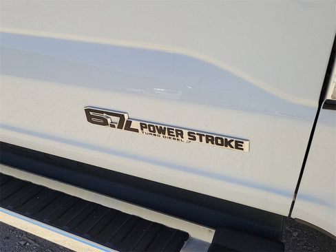 Used 2023 Ford F250 Lariat w/ FX4 Off-Road Package image 13