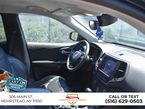 Used 2022 Jeep Cherokee Trailhawk w/ Premium Leather Package image 19
