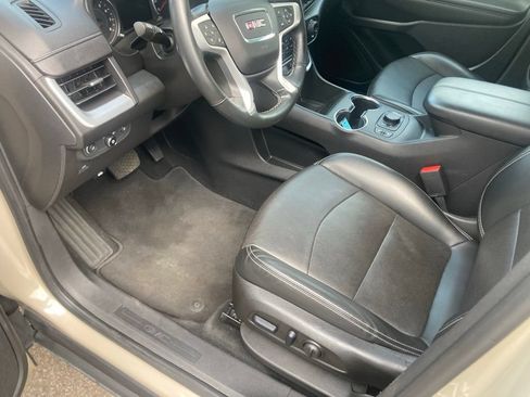 Certified 2023 GMC Terrain SLT w/ Elevation Edition FWD image 22