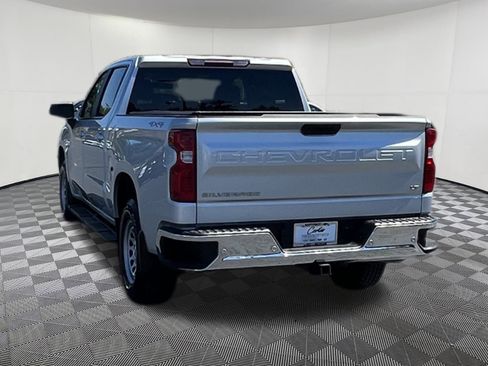 Used 2022 Chevrolet Silverado 1500 LT image 4