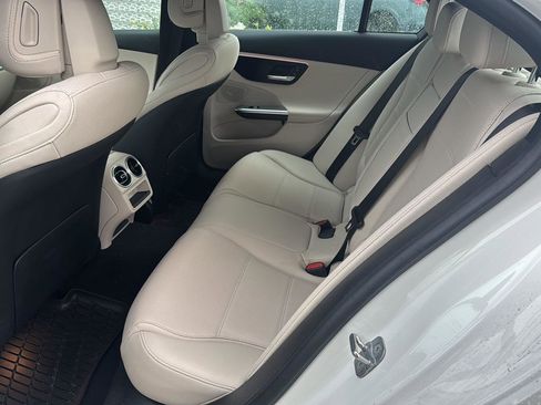 Used 2024 Mercedes-Benz C 300 Sedan image 13