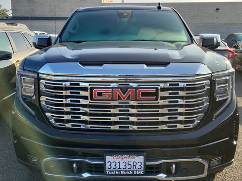 Used 2022 GMC Sierra 1500 Denali image 5