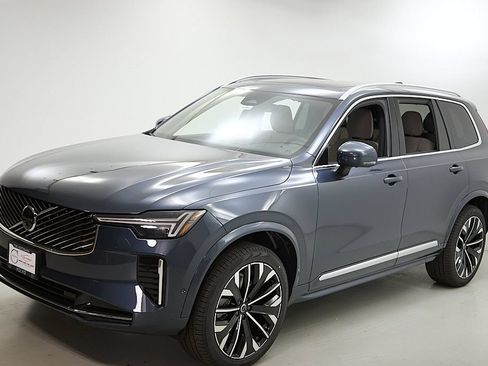 New 2026 Volvo XC90 B6 Plus w/ Protection Package AWD/4WD image 6