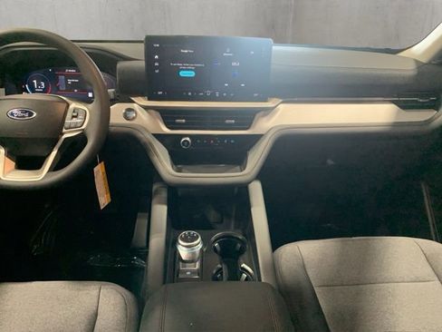 New 2026 Ford Explorer Active AWD/4WD image 11