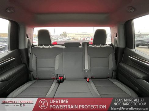 Used 2024 GMC Sierra 1500 SLE image 5