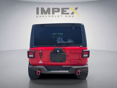 Used 2019 Jeep Wrangler Sport AWD/4WD image 4