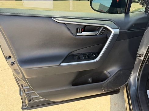 Used 2019 Toyota RAV4 Limited w/ All Weather Liner Package AWD/4WD image 9