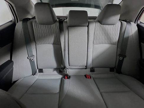 Used 2025 Toyota Camry LE image 33