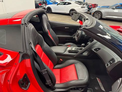 Used 2016 Chevrolet Corvette Z06 w/ 2LZ Preferred Equipment Group RWD image 17