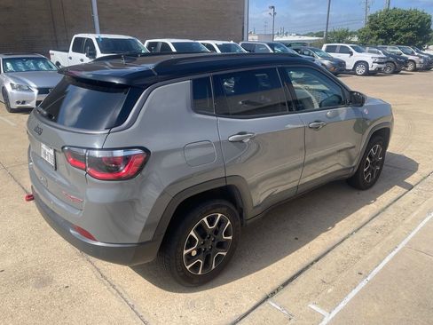 Used 2021 Jeep Compass Trailhawk w/ Sun and Sound Group AWD/4WD image 6