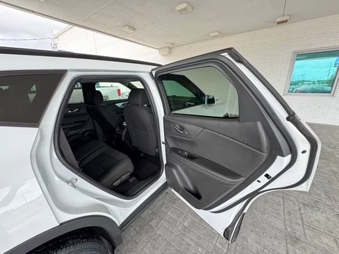Used 2020 Chevrolet Blazer LT FWD image 25