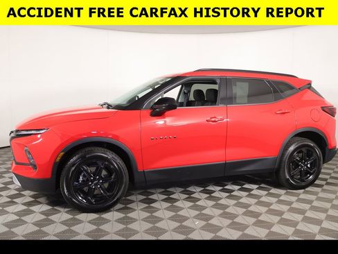 Used 2024 Chevrolet Blazer LT w/ Convenience Package image 3