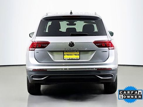 Used 2024 Volkswagen Tiguan SE image 6