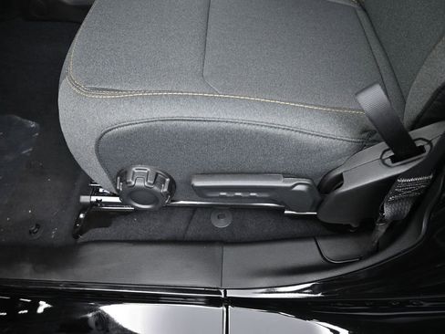 New 2026 Jeep Gladiator Sport image 13