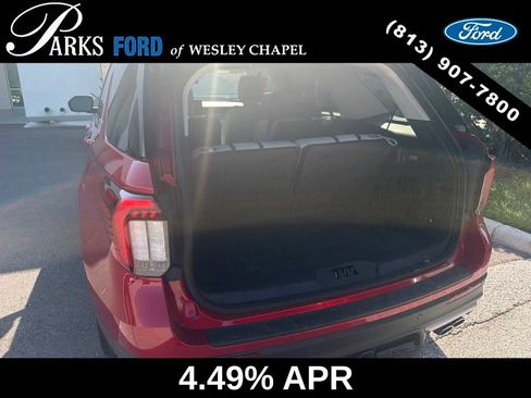 Used 2025 Ford Explorer Platinum w/ Ultimate Package RWD image 9