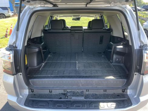 Used 2024 Toyota 4Runner SR5 Premium w/ Moonroof Package AWD/4WD image 7