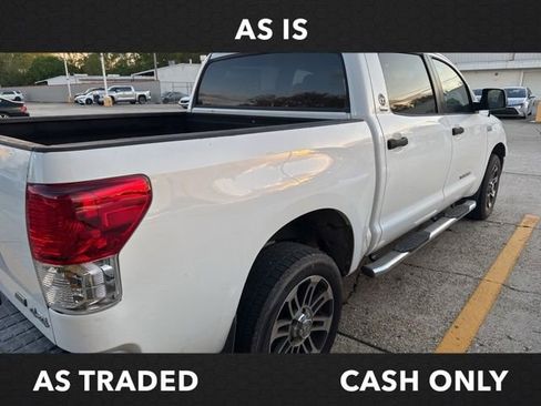 Used 2013 Toyota Tundra 4x4 CrewMax w/ SR5 Pkg image 5